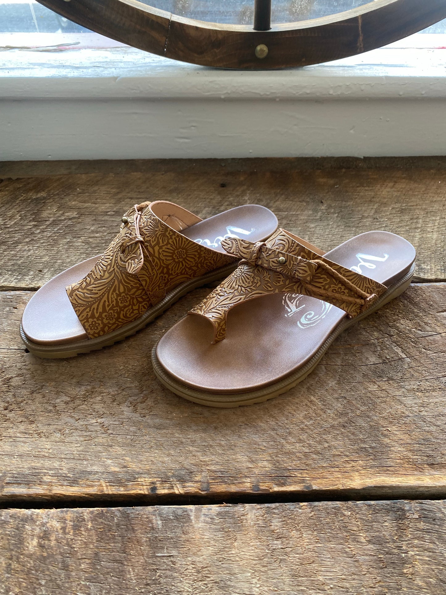 Carina Tooled Sandal