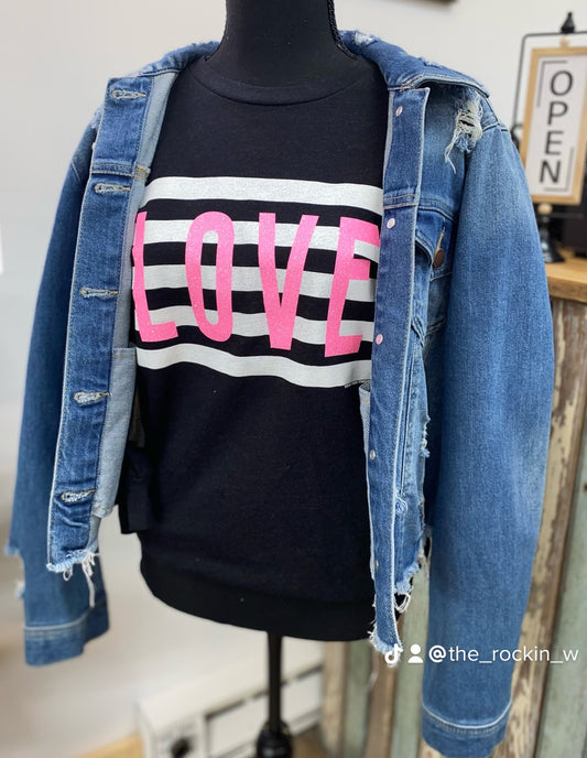 LOVE Tee